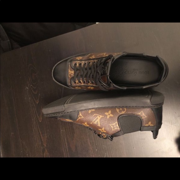 Louis Vuitton men’s shoes - Picture 5 of 7